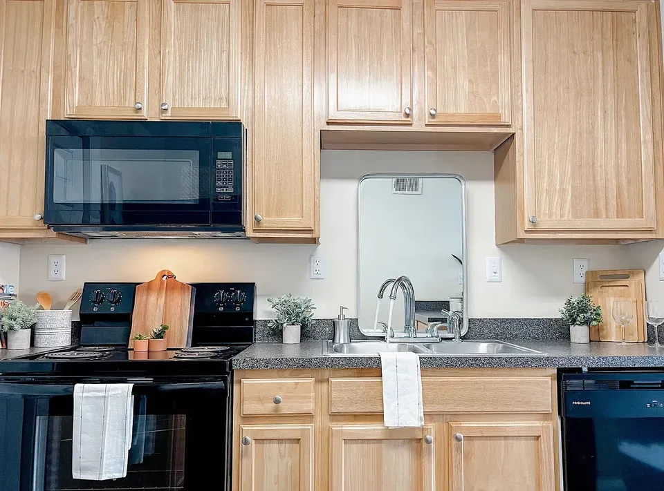 3 Bed 2 Bath Urban Residential Condo in Norfolk, VA - 4