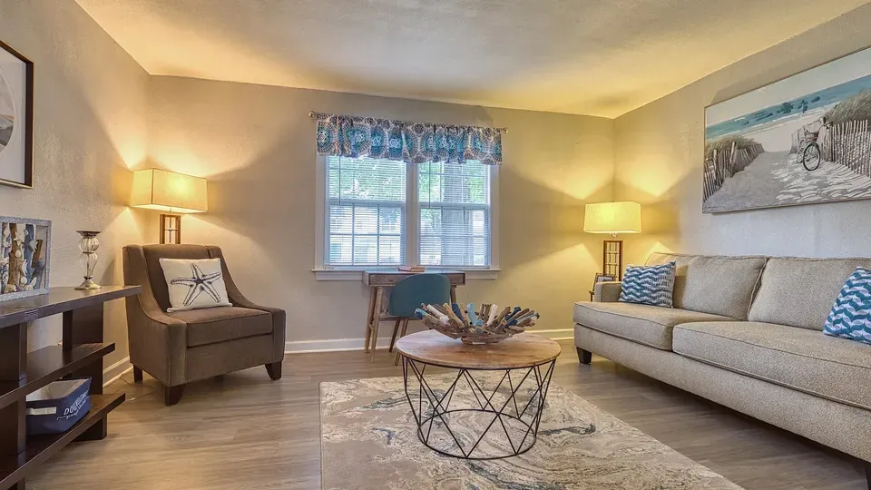 3 Bed 2 Bath Urban Residential Condo in Norfolk, VA - 2