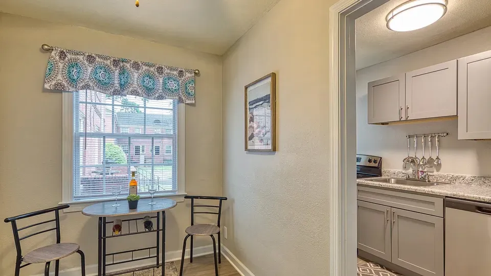 3 Bed 2 Bath Urban Residential Condo in Norfolk, VA - 4