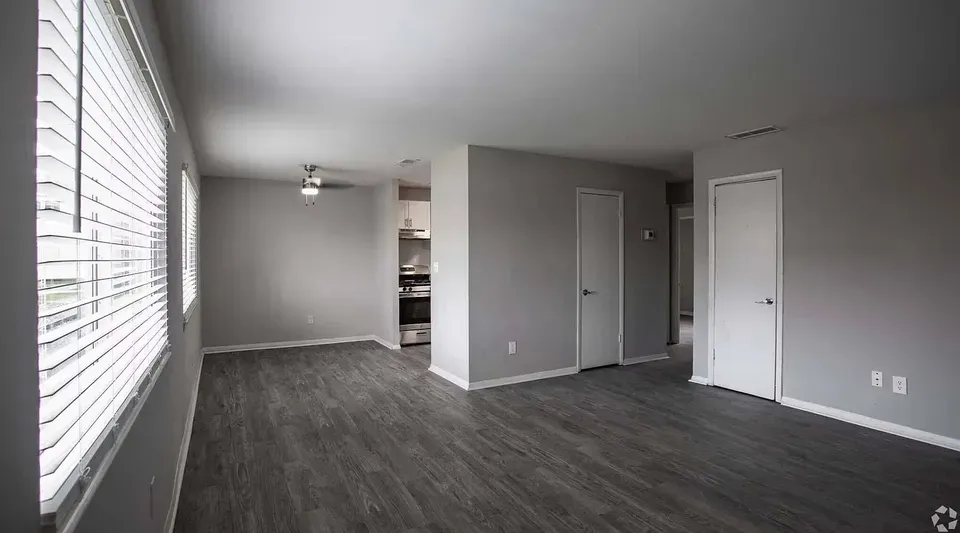 3 Bed 2 Bath Urban Residential Condo in Norfolk, VA - 5