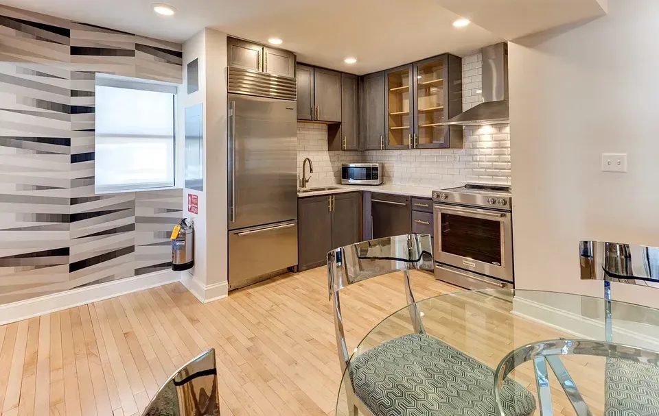 3 Bed 2 Bath Urban Residential Condo in Norfolk, VA - 4