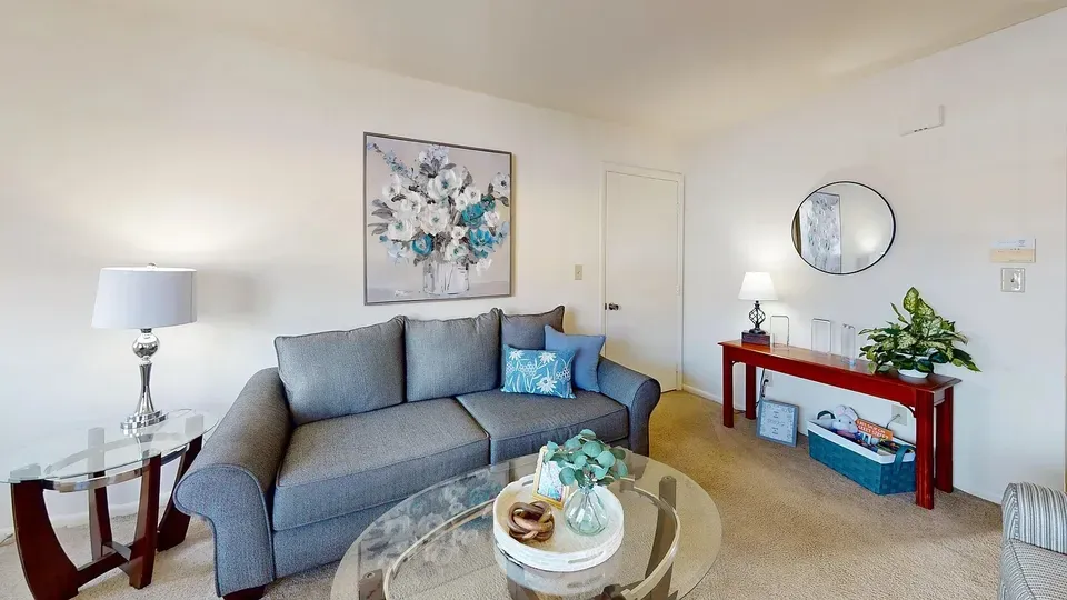 3 Bed 2 Bath Urban Residential Condo in Norfolk, VA - 4