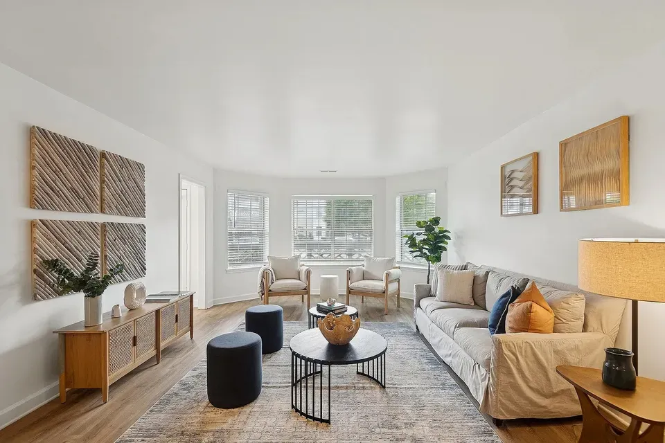 3 Bed 2 Bath Urban Residential Condo in Norfolk, VA - 4