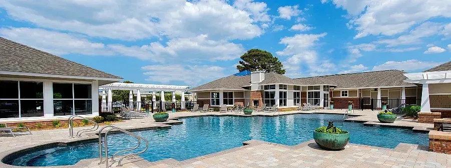 3 Bed 2 Bath Urban Residential Condo in Norfolk, VA - 2
