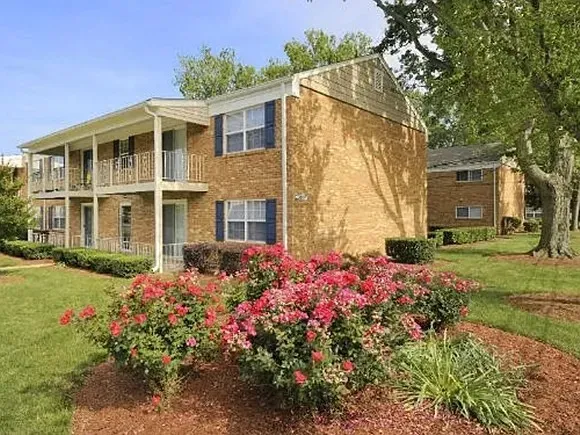 3 Bed 2 Bath Urban Residential Condo in Norfolk, VA - 4