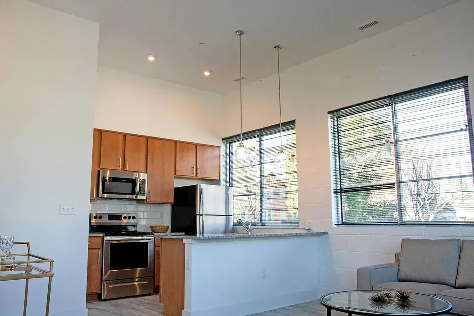 3 Bed 2 Bath Urban Residential Condo in Norfolk, VA - 4