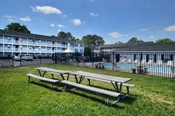 3 Bed 2 Bath Urban Residential Condo in Norfolk, VA - 2