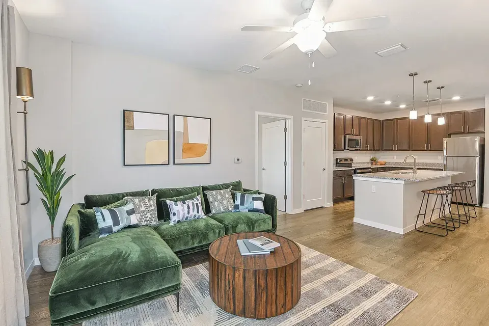 3 Bed 2 Bath Urban Residential Condo in Orlando, FL - 4