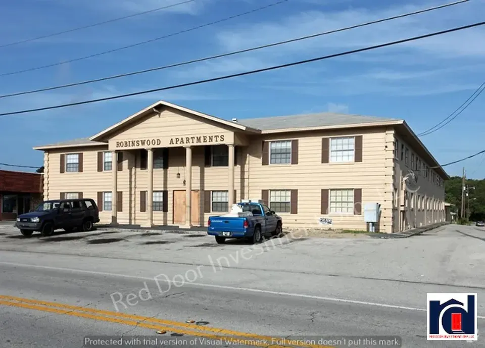 3 Bed 2 Bath Urban Residential Condo in Orlando, FL