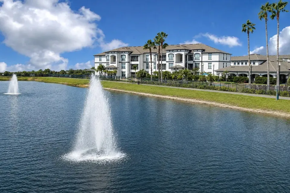 3 Bed 2 Bath Urban Residential Condo in Orlando, FL - 2