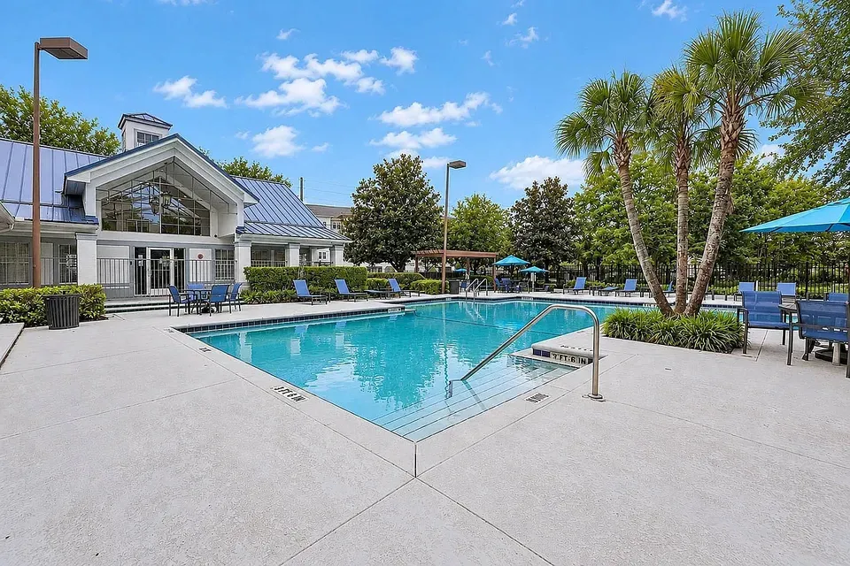 3 Bed 2 Bath Urban Residential Condo in Orlando, FL - 2