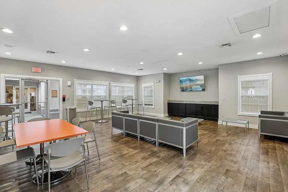3 Bed 2 Bath Urban Residential Condo in Orlando, FL - 5