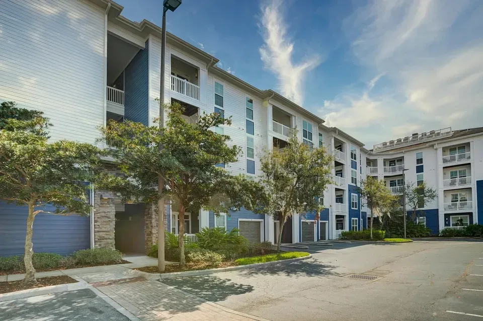 3 Bed 2 Bath Urban Residential Condo in Orlando, FL - 2