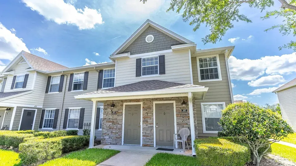 3 Bed 2 Bath Urban Residential Condo in Orlando, FL - 1