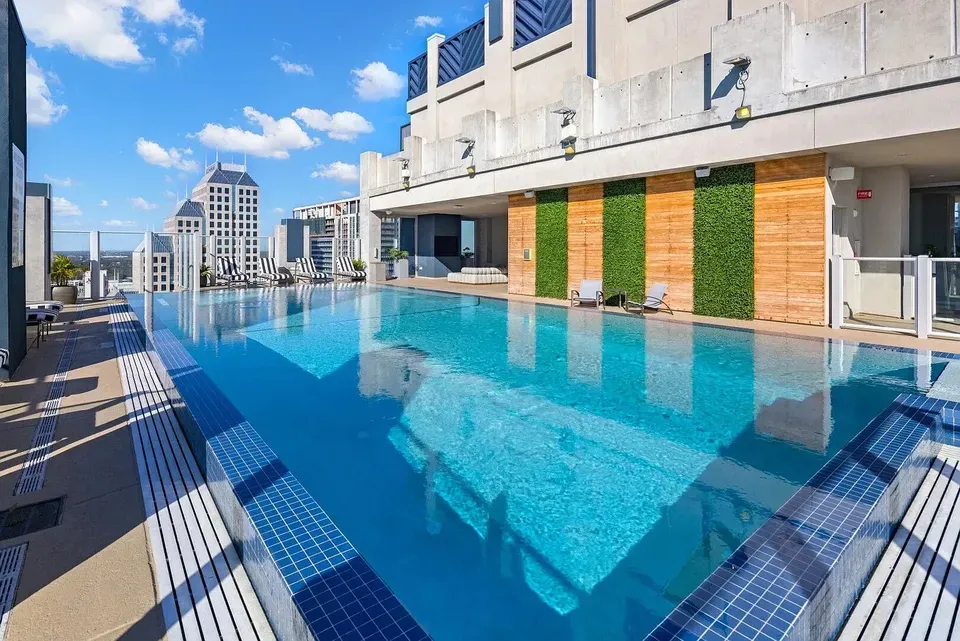 3 Bed 2 Bath Urban Residential Condo in Orlando, FL - 2