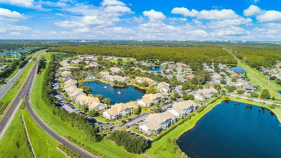 3 Bed 2 Bath Urban Residential Condo in Orlando, FL - 3