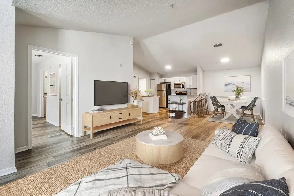 3 Bed 2 Bath Urban Residential Condo in Orlando, FL - 2