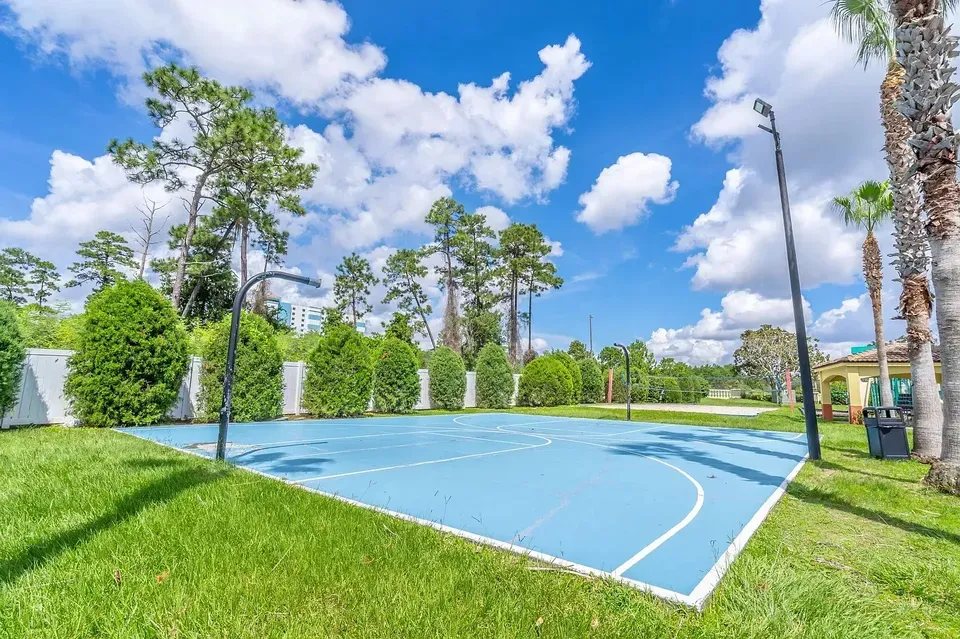 3 Bed 2 Bath Urban Residential Condo in Orlando, FL - 2