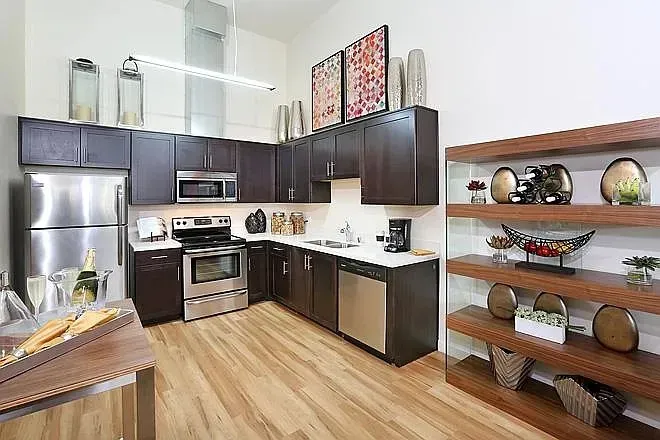 3 Bed 2 Bath Urban Residential Condo in Oxnard, CA - 1