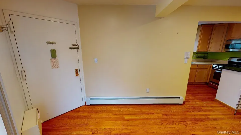 3 Bed 2 Bath Urban Residential Condo in Queens, NY - 3