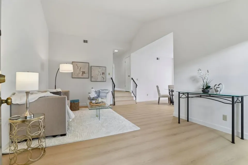 3 Bed 2 Bath Urban Residential Condo in San Jose, CA - 1