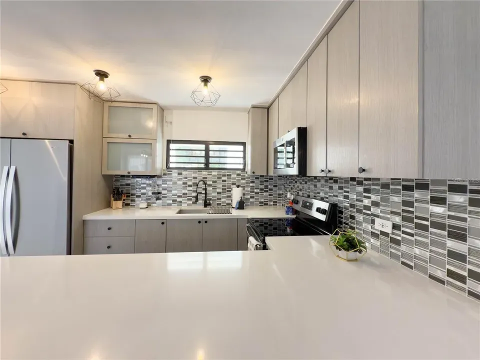 3 Bed 2 Bath Urban Residential Condo in San Juan, PR - 5