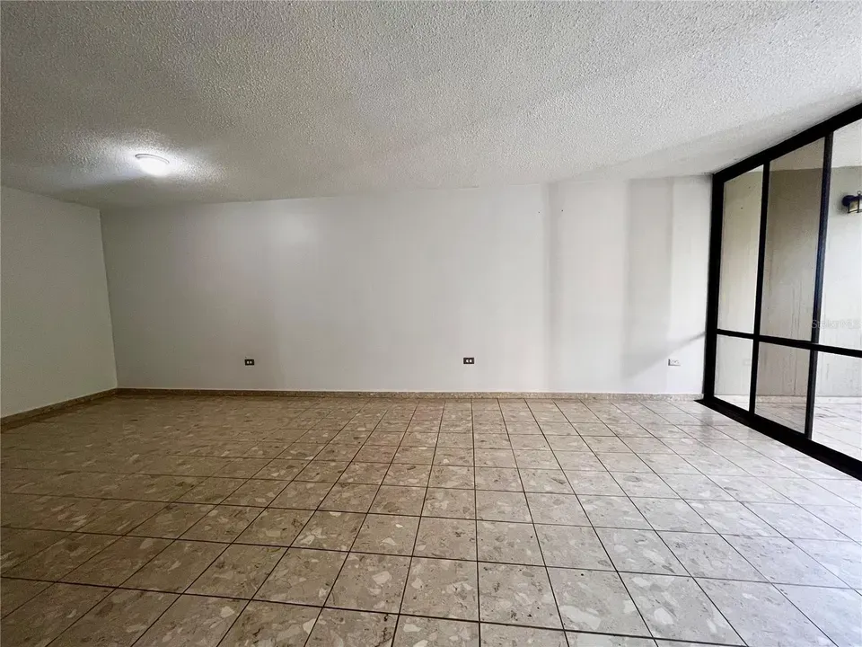 3 Bed 2 Bath Urban Residential Condo in San Juan, PR - 4