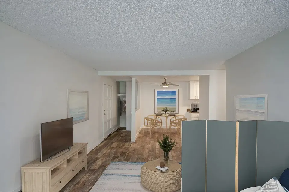3 Bed 2 Bath Urban Residential Condo in Santa Cruz, CA - 5