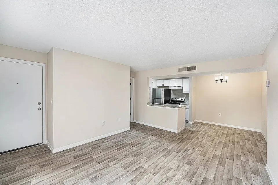 3 Bed 2 Bath Urban Residential Condo in Tampa, FL - 4