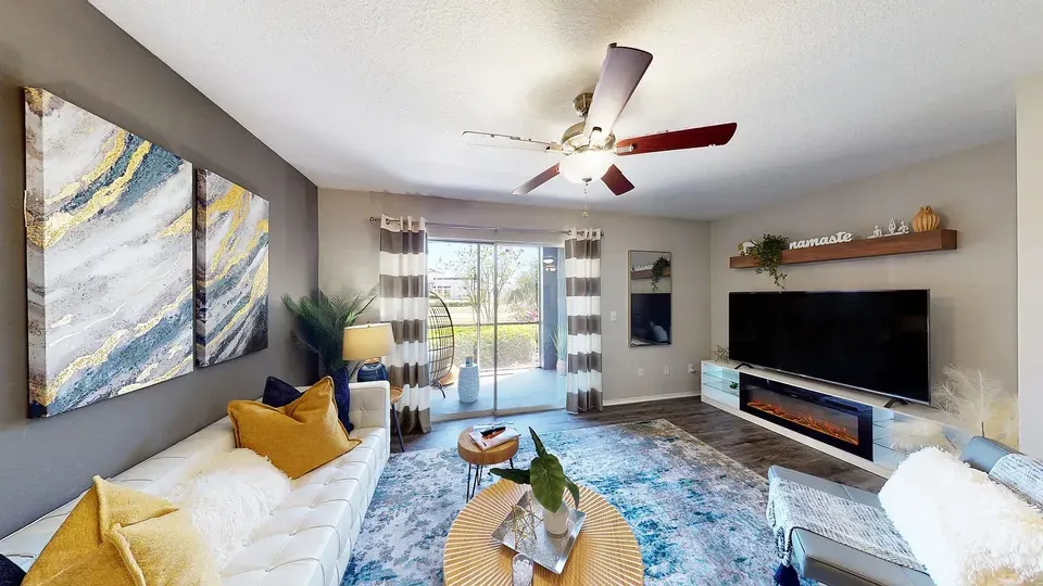 3 Bed 2 Bath Urban Residential Condo in Tampa, FL - 2