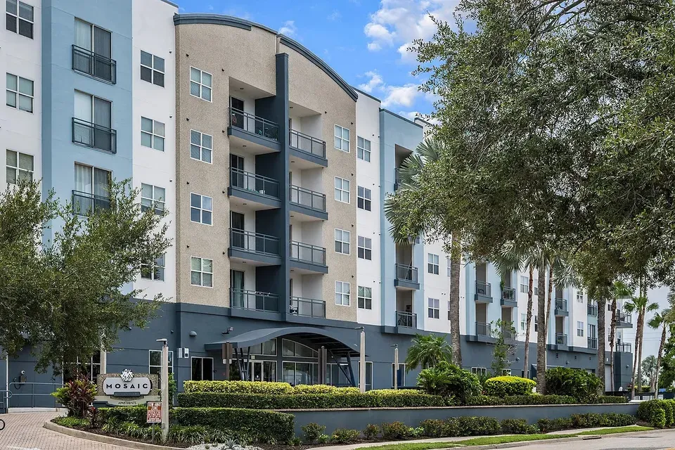 3 Bed 2 Bath Urban Residential Condo in Tampa, FL - 2