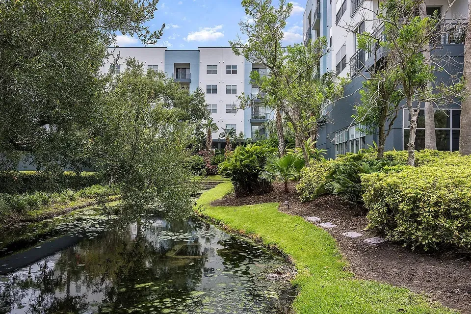 3 Bed 2 Bath Urban Residential Condo in Tampa, FL - 4