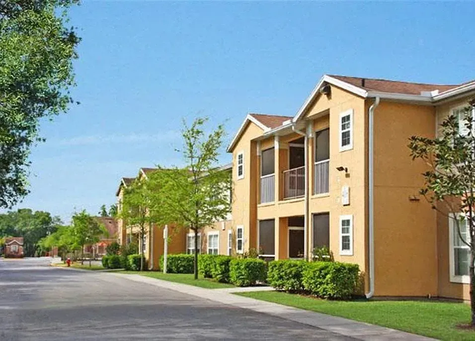 3 Bed 2 Bath Urban Residential Condo in Tampa, FL - 2