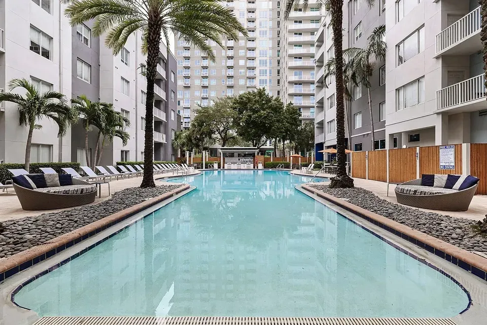 3 Bed 2 Bath Urban Residential Condo in Tampa, FL - 1