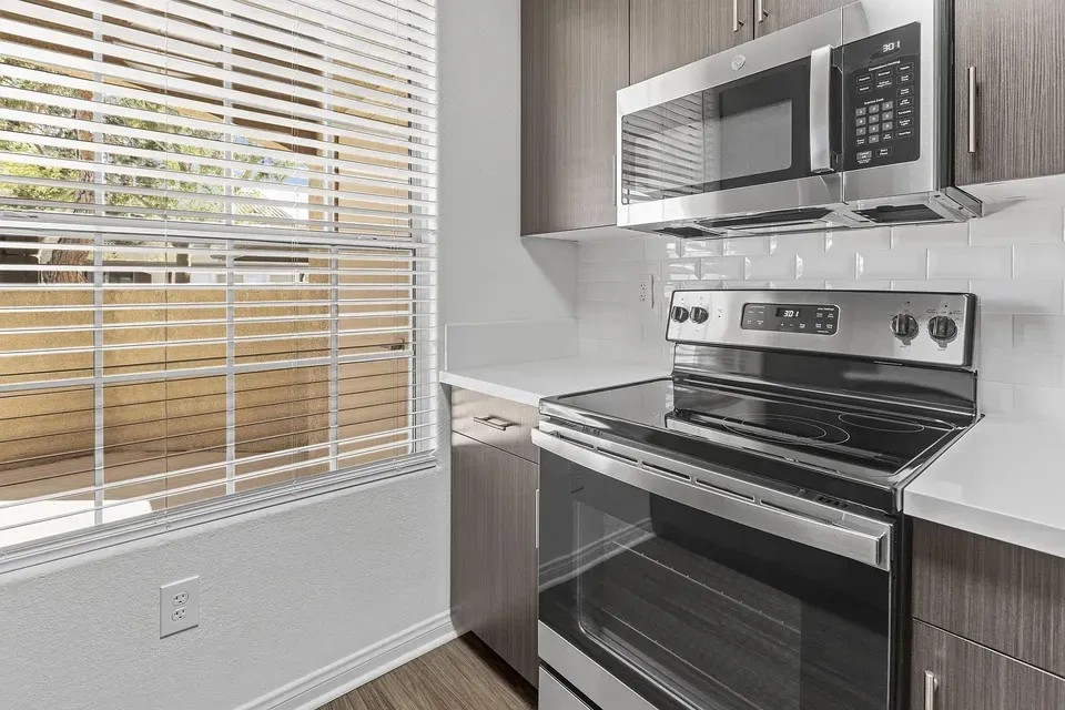 3 Bed 2 Bath Urban Residential Condo in Temecula, CA - 5