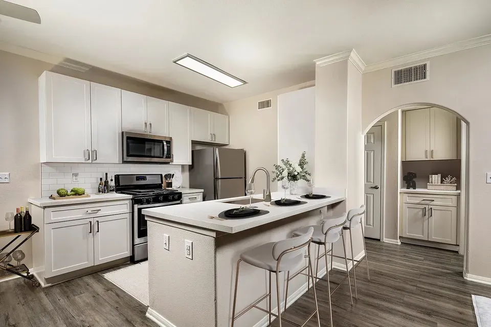 3 Bed 2 Bath Urban Residential Condo in Temecula, CA - 1