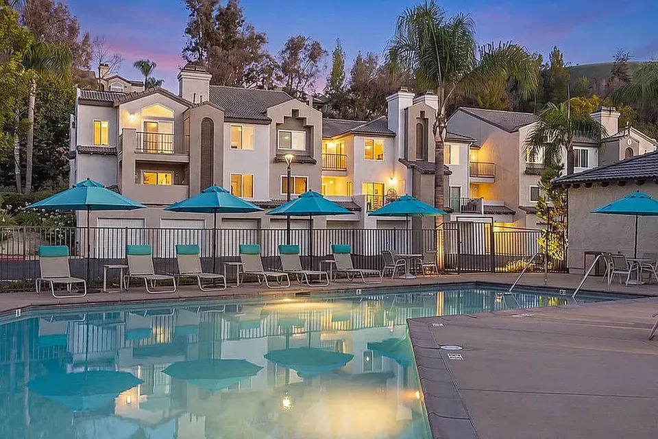 3 Bed 2 Bath Urban Residential Condo in Temecula, CA - 1