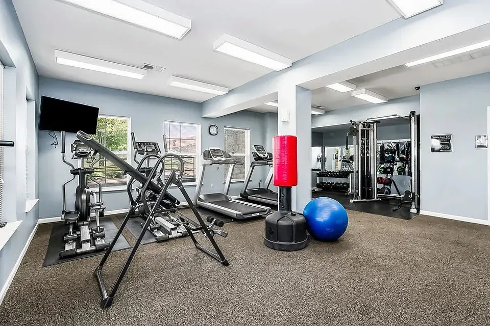 3 Bed 2 Bath Urban Residential Condo in Topeka, KS - 4