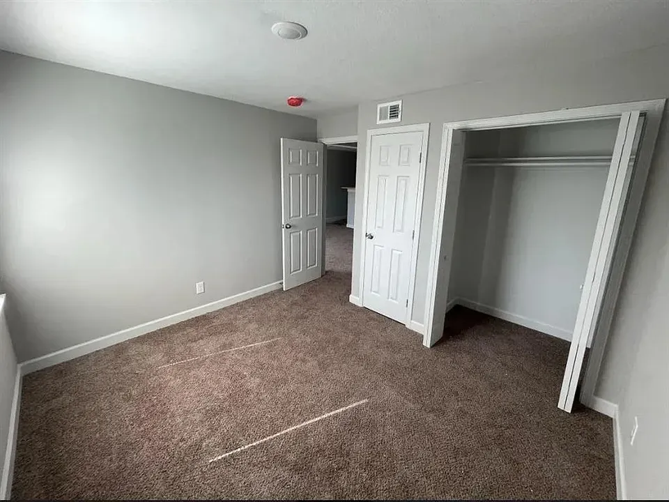 3 Bed 2 Bath Urban Residential Condo in Topeka, KS - 5