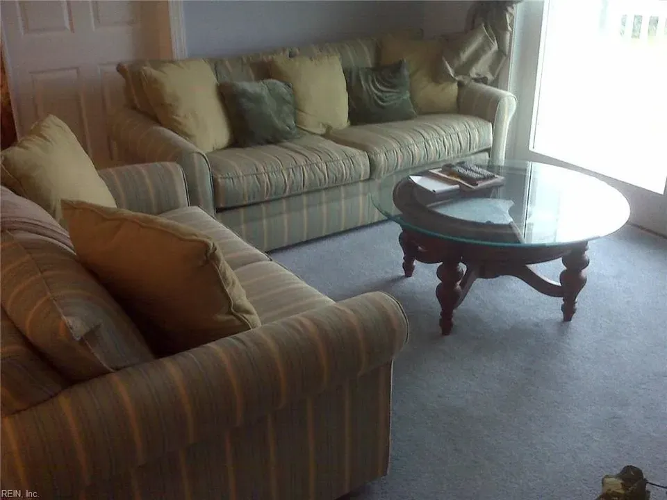 3 Bed 2 Bath Urban Residential Condo in Virginia Beach, VA - 4