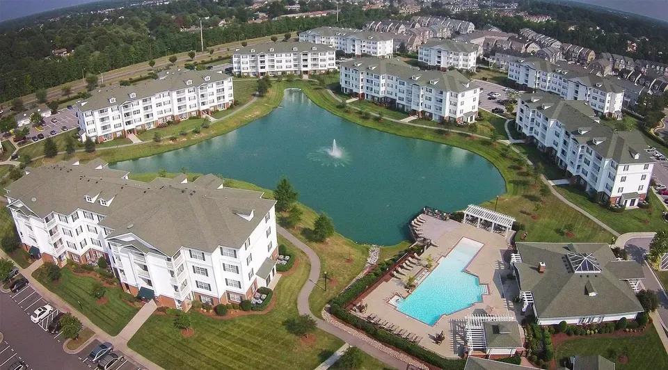 3 Bed 2 Bath Urban Residential Condo in Virginia Beach, VA - 2