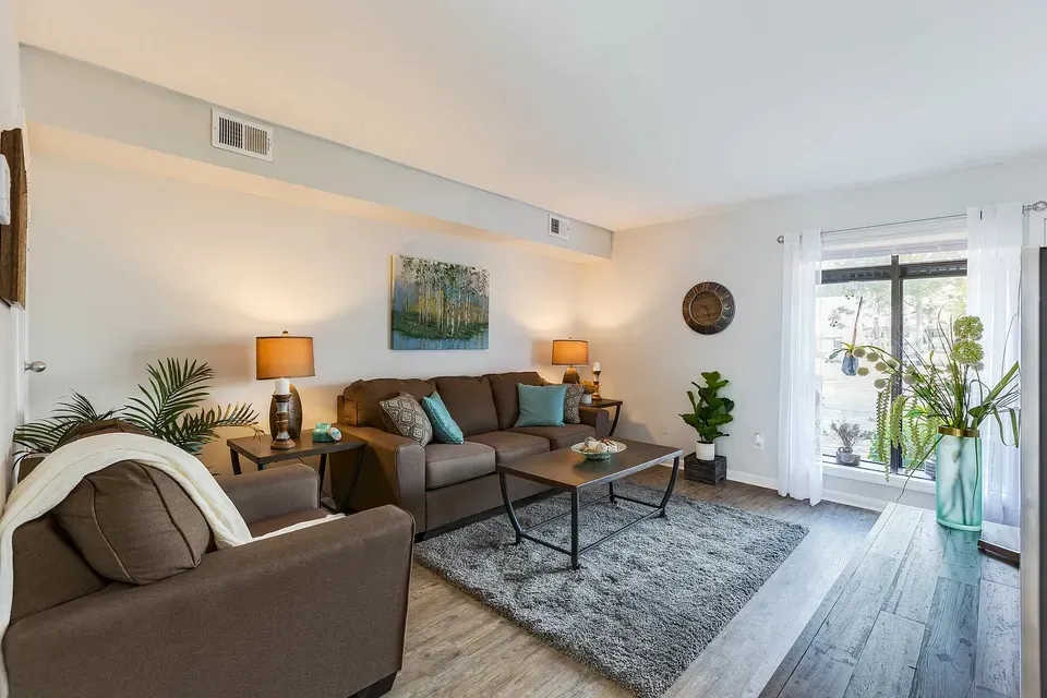 3 Bed 2 Bath Urban Residential Condo in Virginia Beach, VA - 1