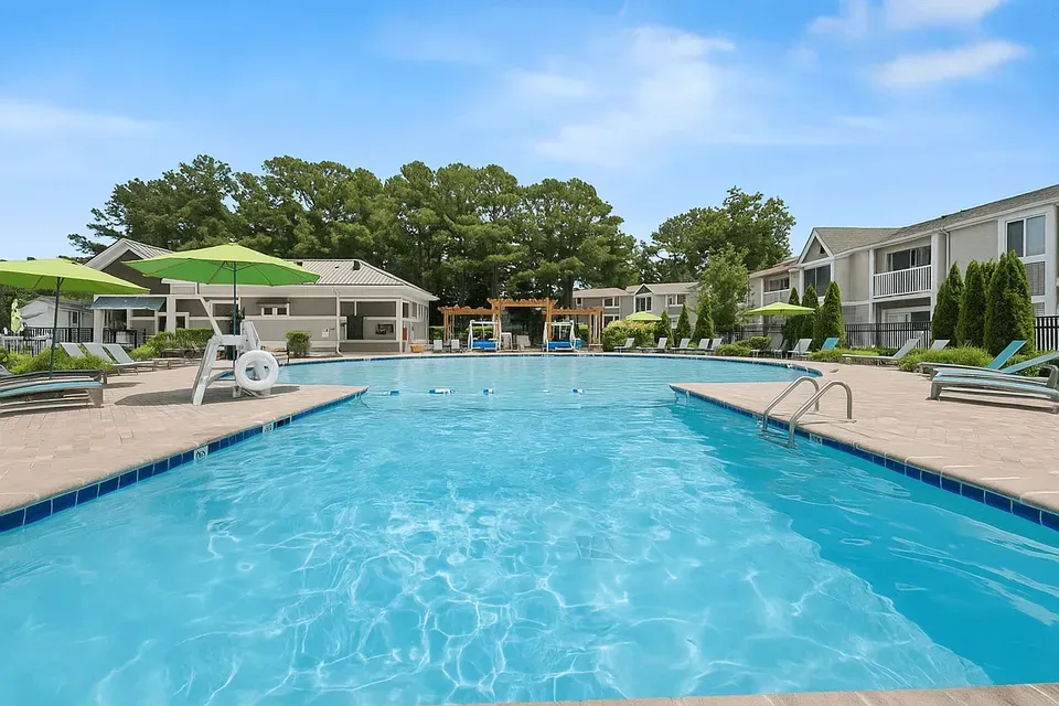 3 Bed 2 Bath Urban Residential Condo in Virginia Beach, VA - 1