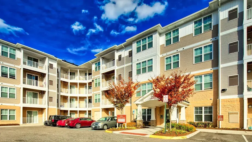 3 Bed 2 Bath Urban Residential Condo in Virginia Beach, VA - 1