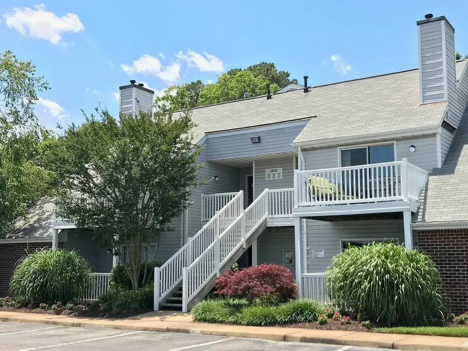 3 Bed 2 Bath Urban Residential Condo in Virginia Beach, VA - 2