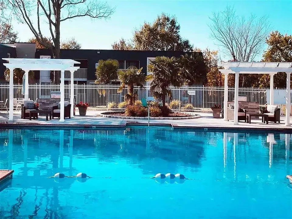 3 Bed 2 Bath Urban Residential Condo in Virginia Beach, VA - 4