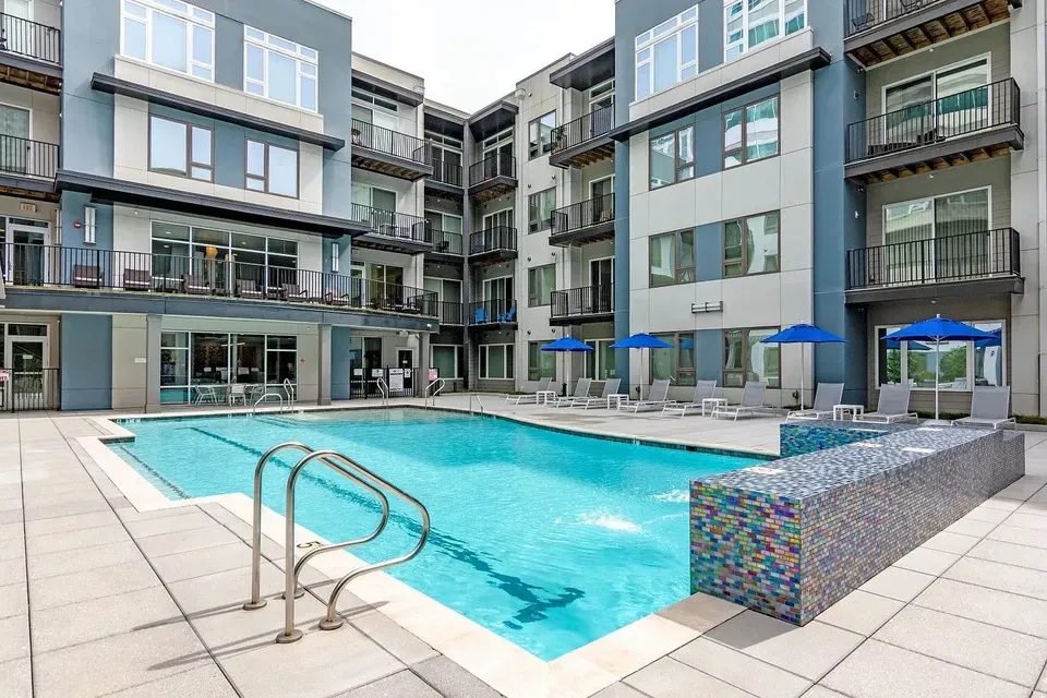 3 Bed 2 Bath Urban Residential Condo in Virginia Beach, VA - 4