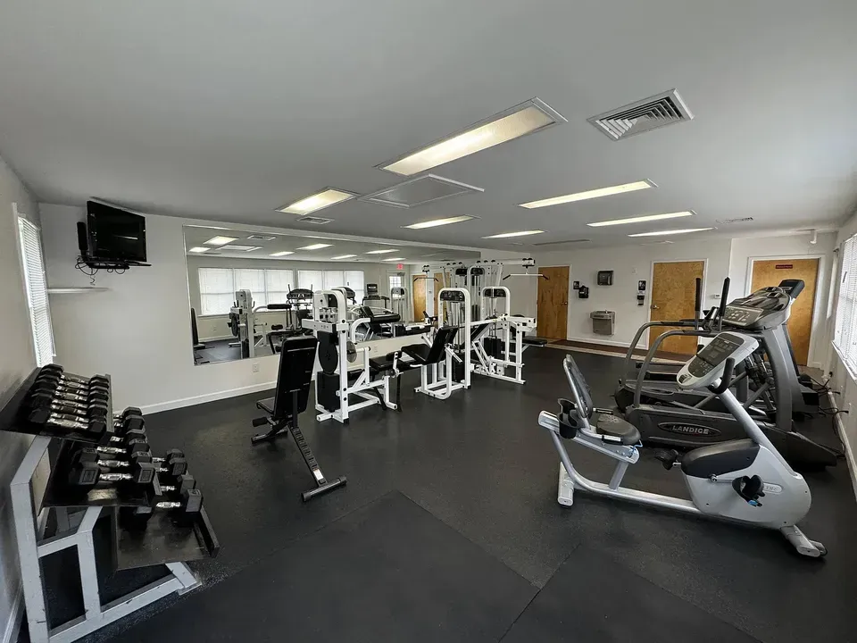 3 Bed 2 Bath Urban Residential Condo in Virginia Beach, VA - 3