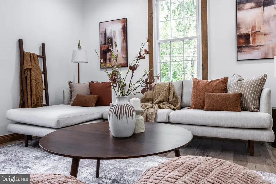 3 Bed 3 Bath Classic Historic Era Home in Baltimore, MD - 3