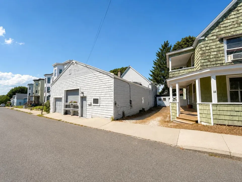 3 Bed 3 Bath Classic Historic Era Home in Portland, ME - 2